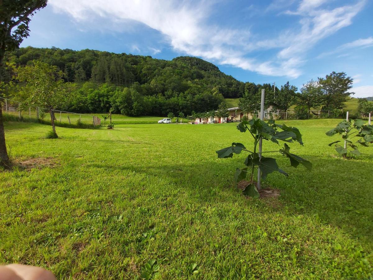 Hotel Glamping Hiske Petrin Tolmin Exteriér fotografie
